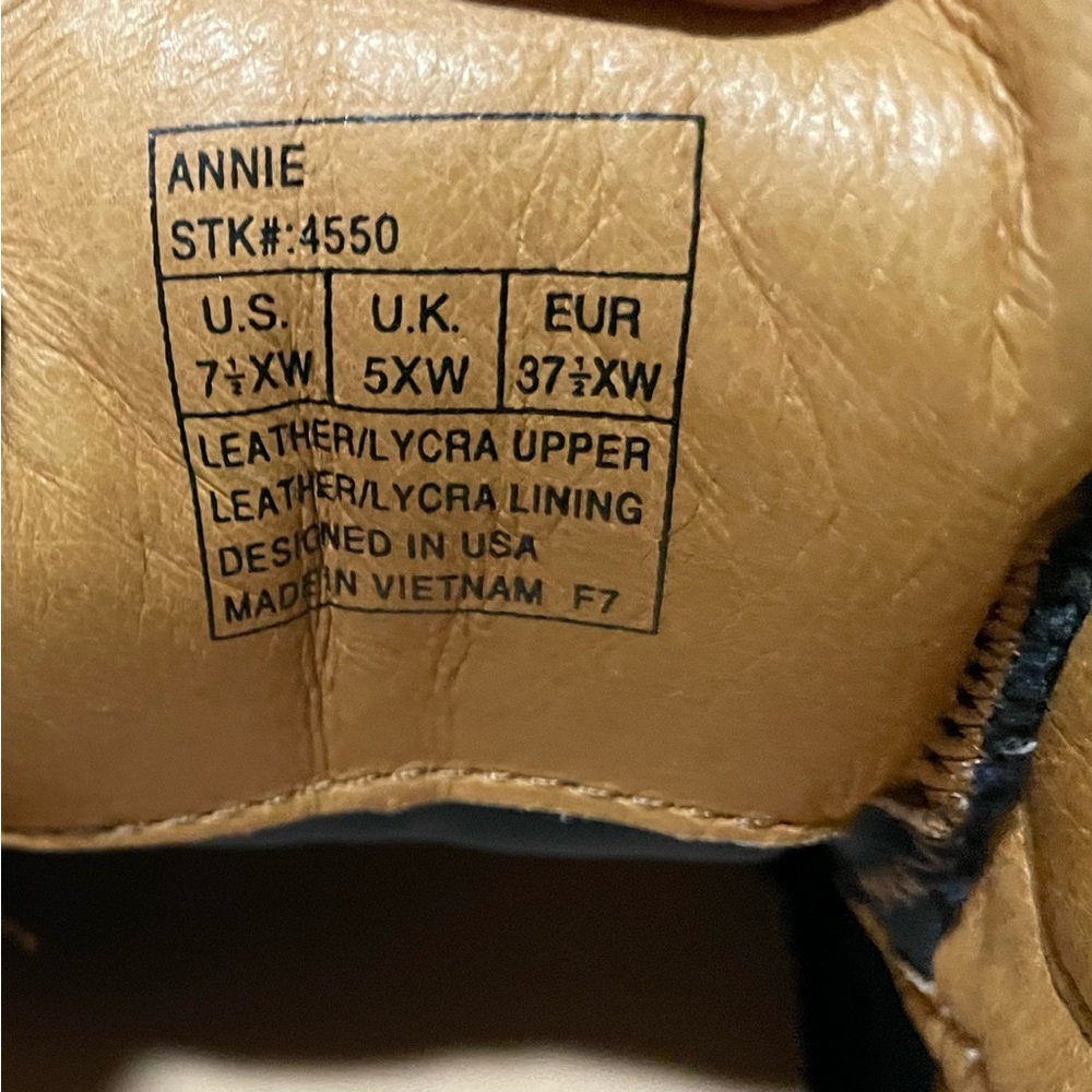 Dr Comfort Annie Shoes - Picture 9 of 9